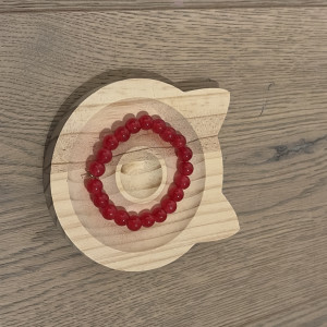 Rotes Glasperlenarmband