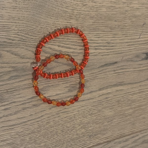 Rotes Armband Duo